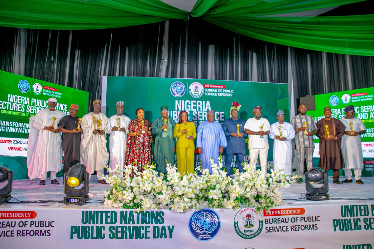 Nigerian Local Leader Wins National Award for Service - Image 2