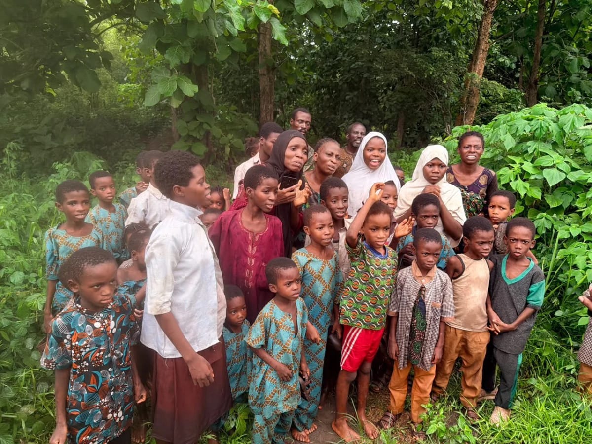 44 Students and Teachers Freed After 56 Days in Captivity - Image 2