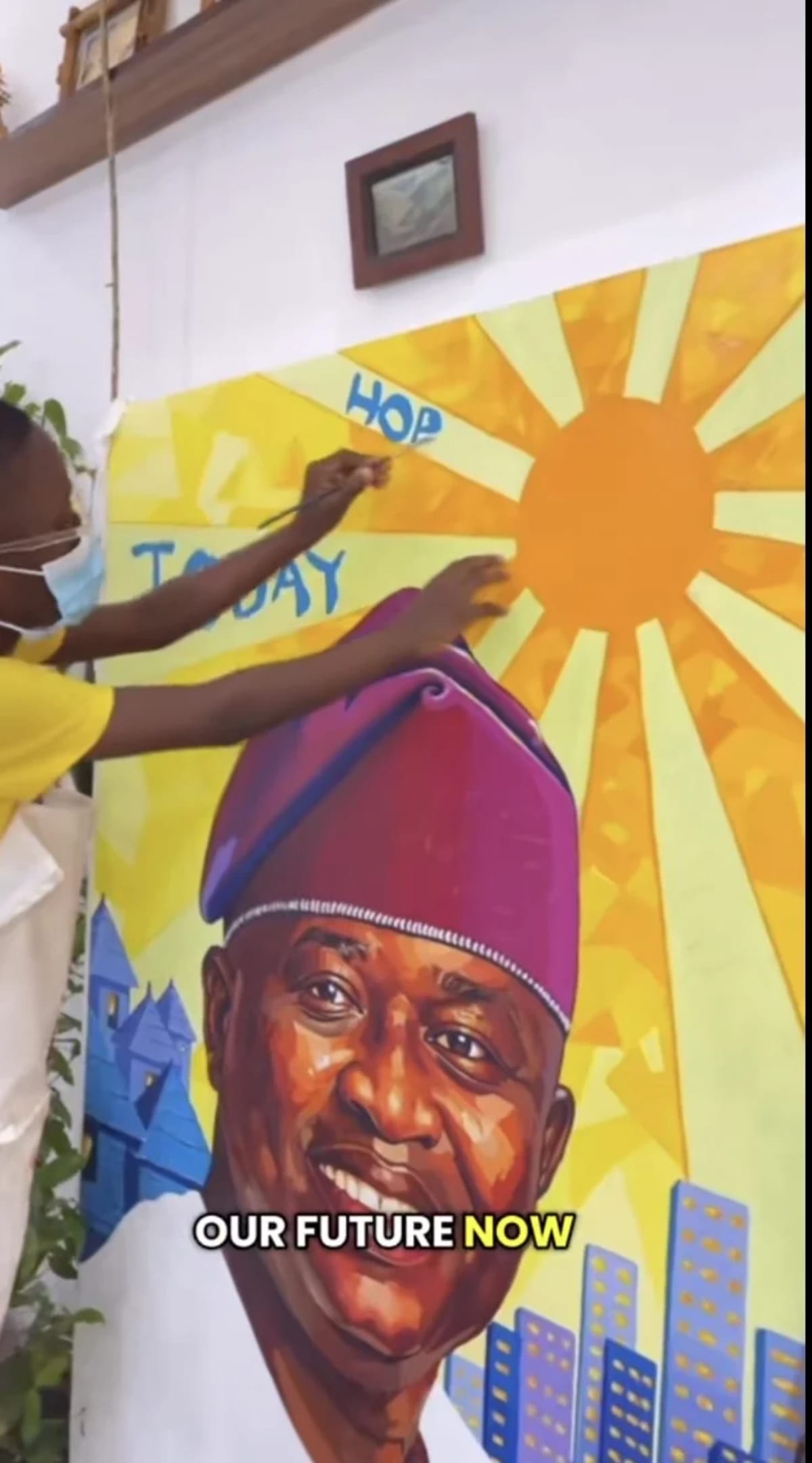 7-Year-Old Gets $5K Scholarship for Viral Portrait - Image 3