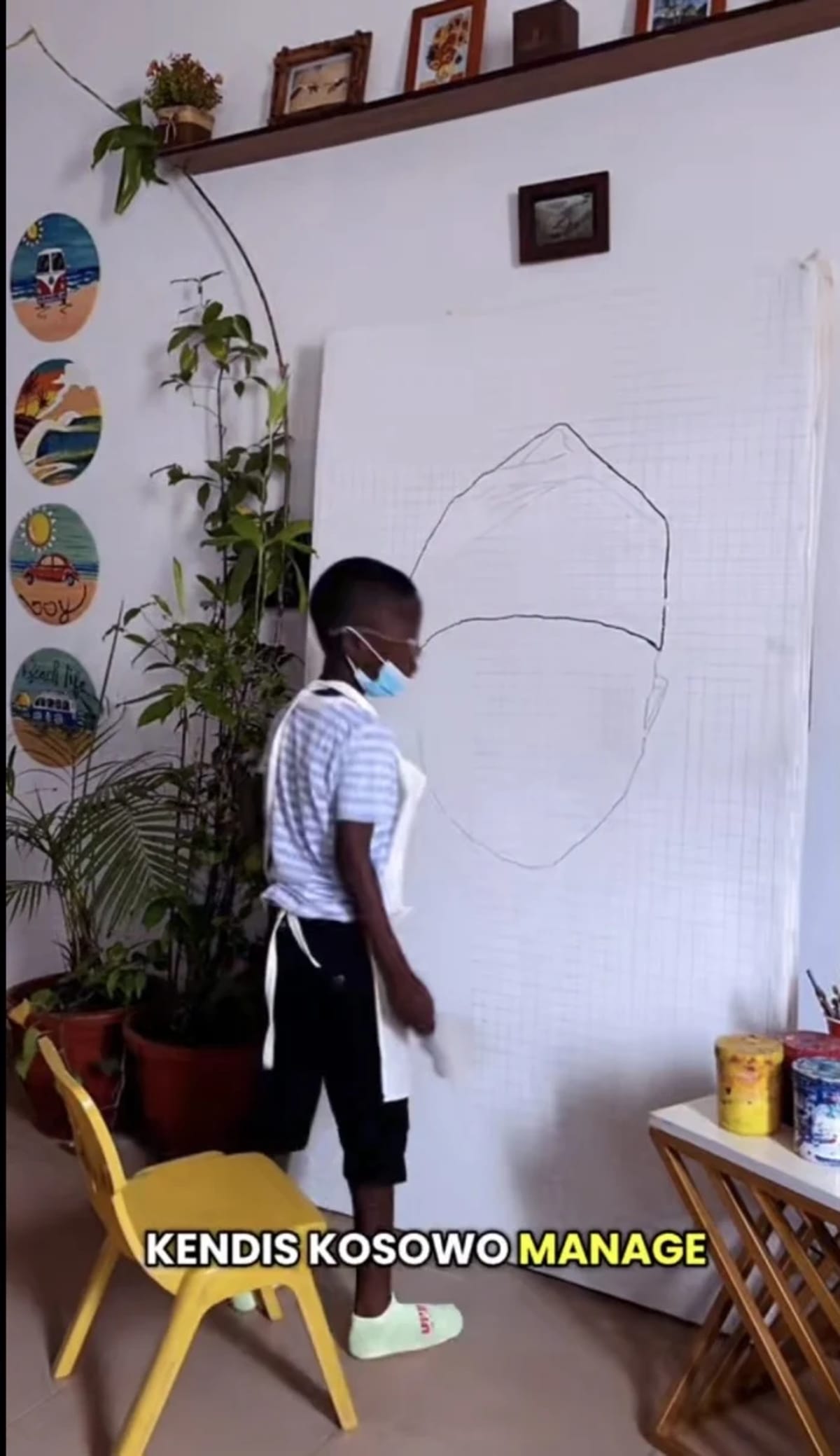 7-Year-Old Gets $5K Scholarship for Viral Portrait - Image 4