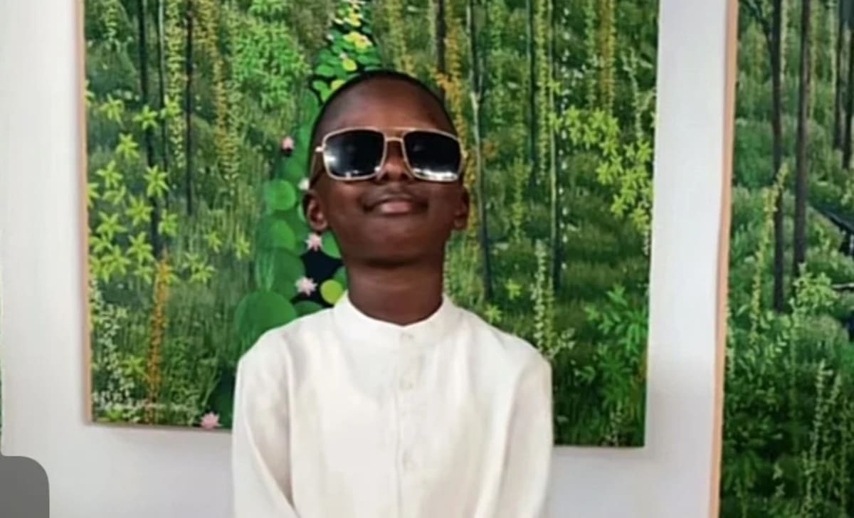 7-Year-Old Gets $5K Scholarship for Viral Portrait