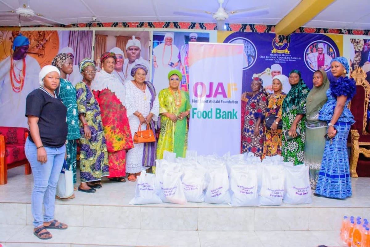 Nigerian Queen Feeds Families Through 2-Year Food Bank - Image 2