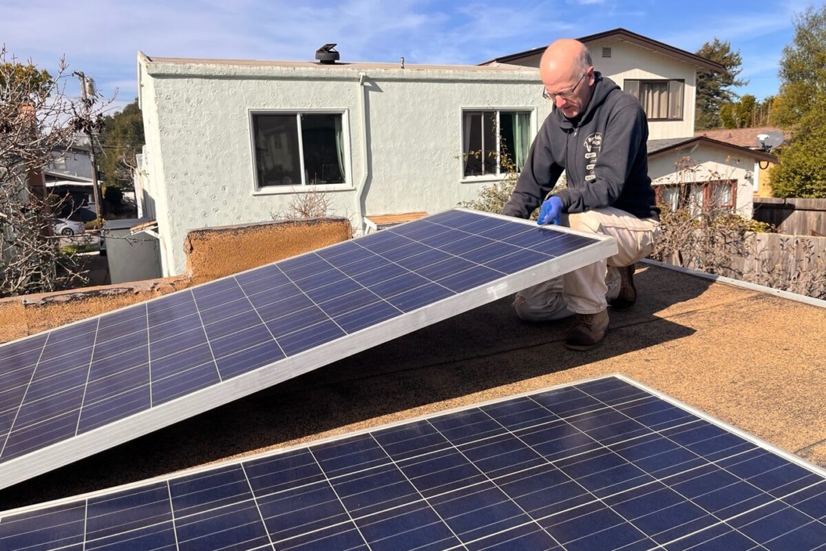 US Small Solar Breaks Record With 1.9 GW in Q4 2025 - Image 4