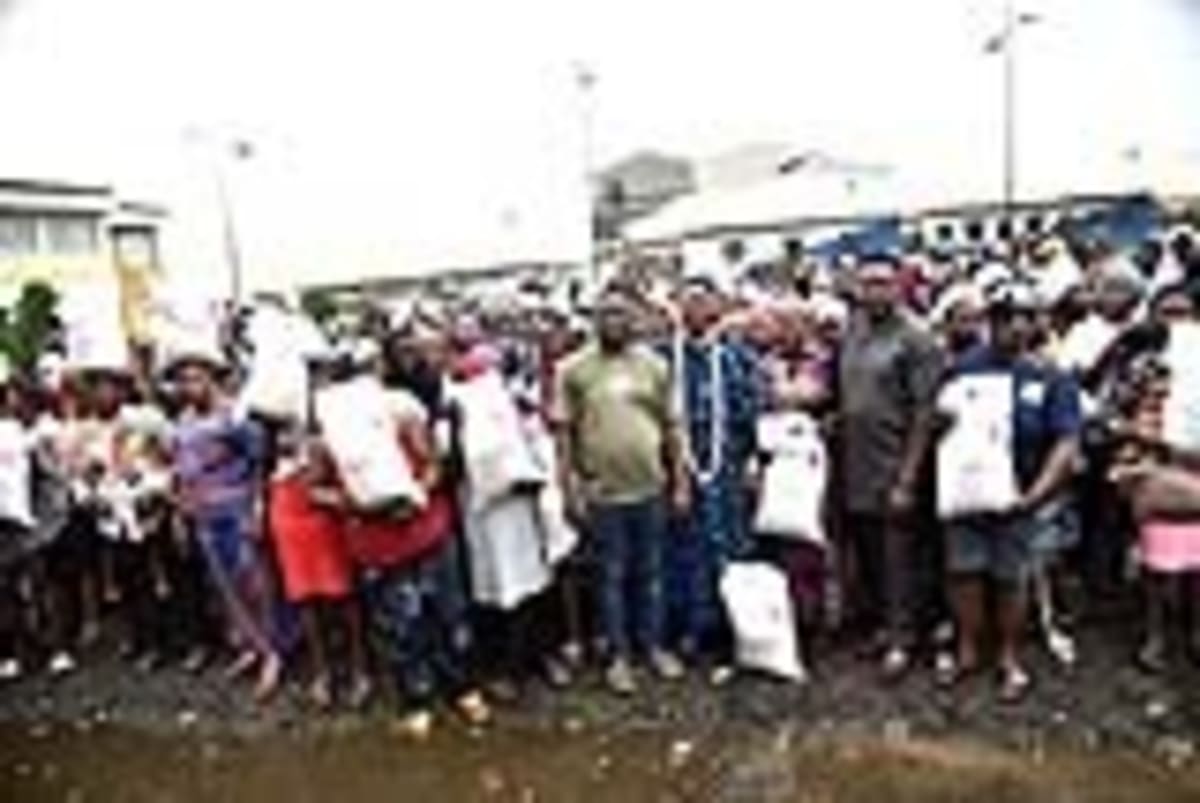 Dangote Foundation Feeds 53 Nigerian Communities Amid Crisis