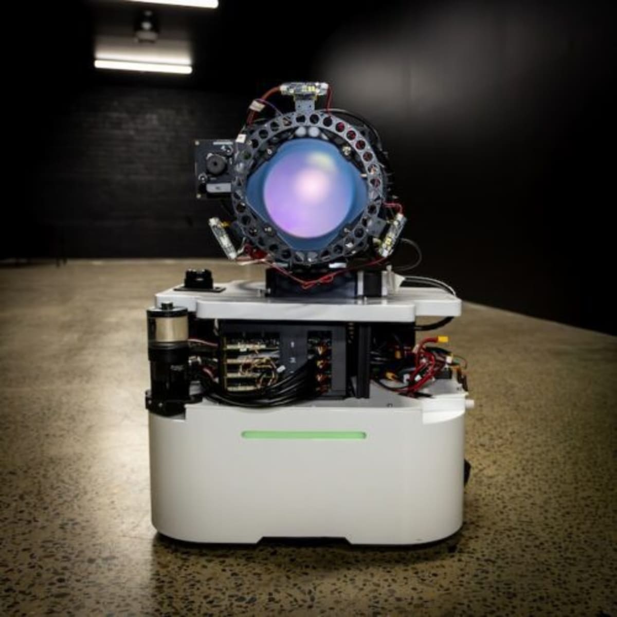 Laser Powers Robot for 24 Hours in World-First Test - Image 2