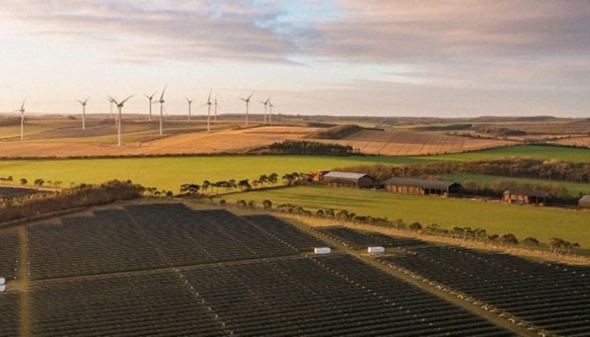 Britain's Wind Power Hits Record High, Fuels 53% of Grid