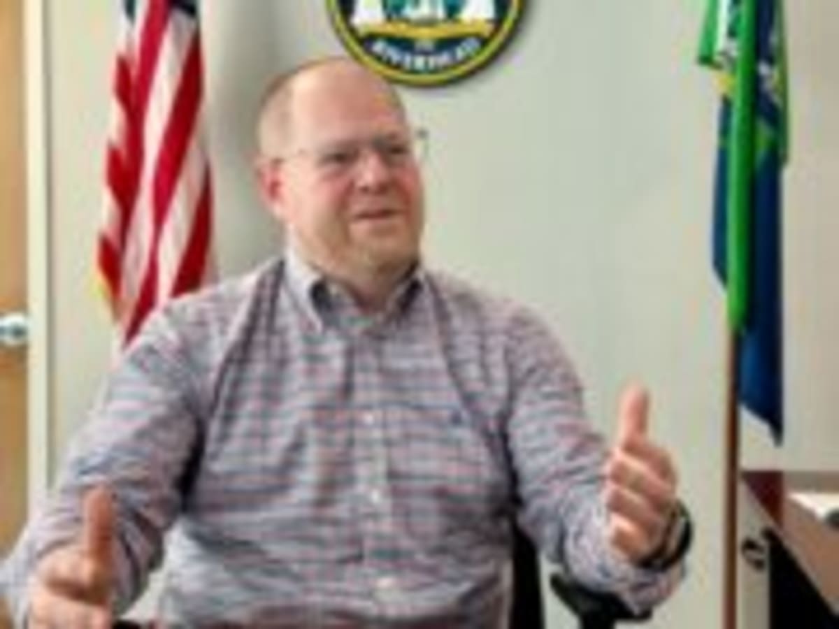 Jamesport Awards $3K Scholarship for Community Service - Image 3