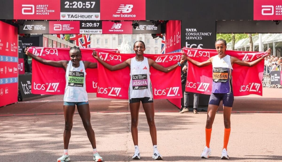Runner Sabastian Sawe Breaks 2-Hour Marathon Barrier - Image 2