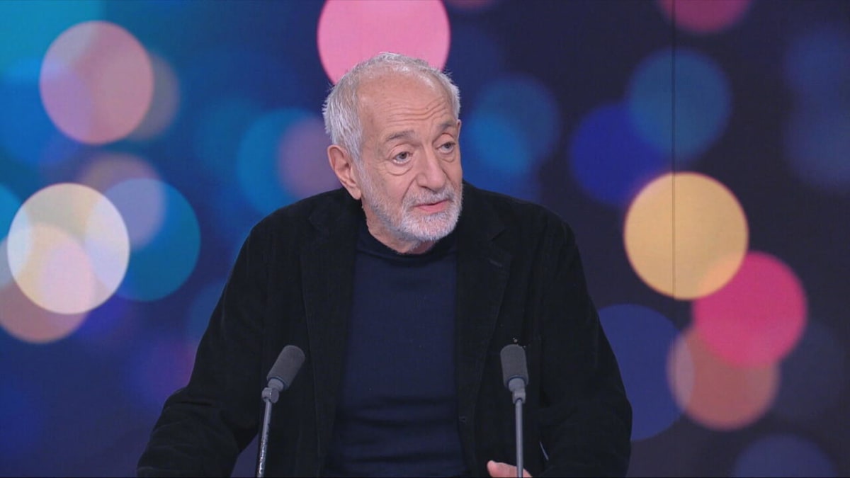 Lebanese Artist Brings 70 Years of Work to Venice Biennale