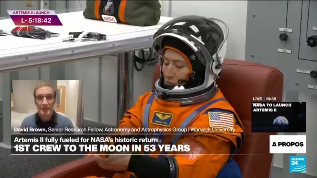 NASA's Artemis II Launches 4 Astronauts to the Moon - Image 3