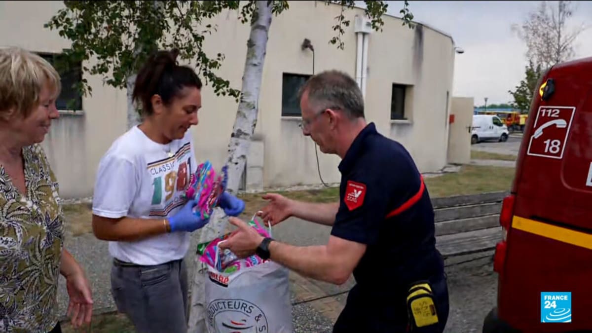 French Communities Rally Around Wildfire Victims - Image 2