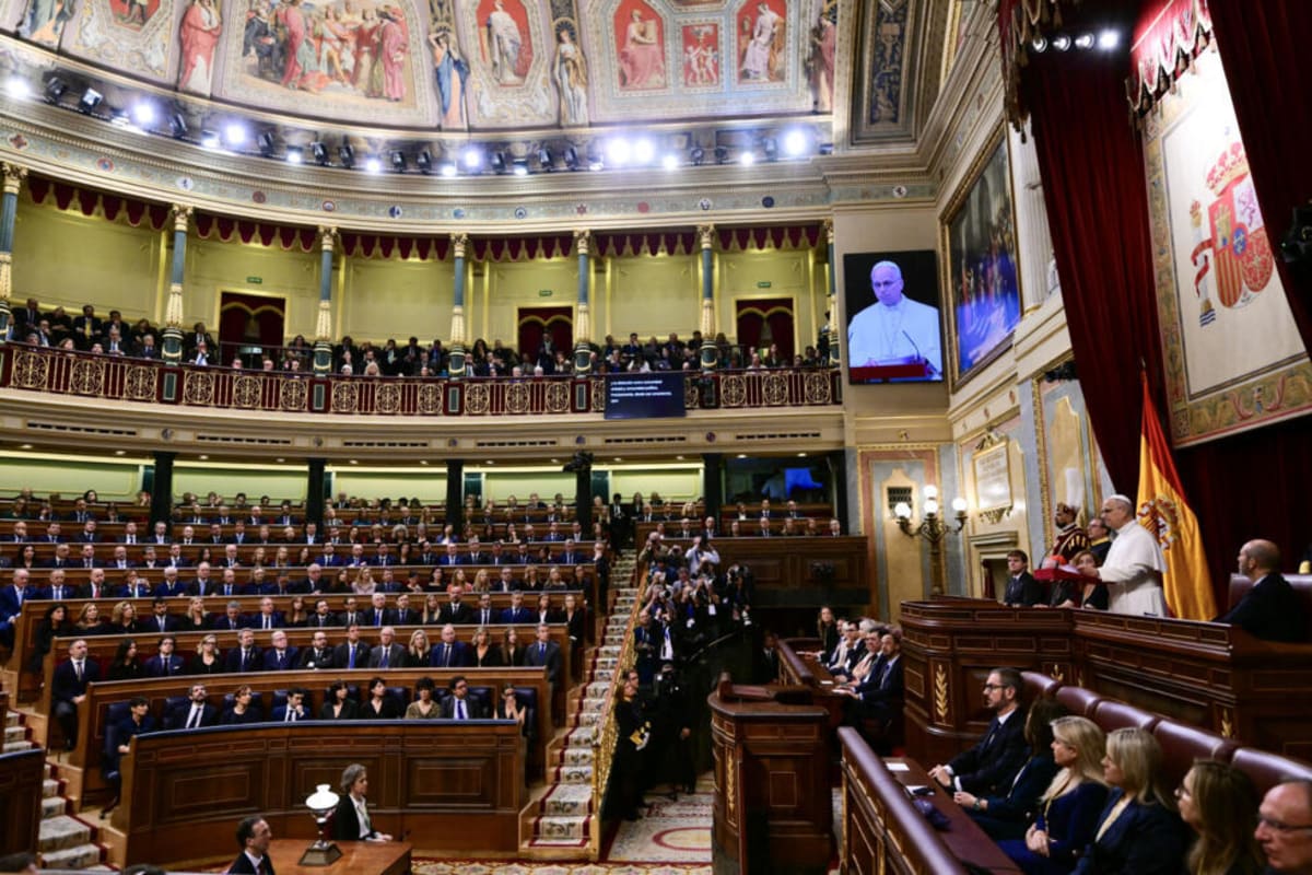 Pope Calls for Reparations for Abuse Survivors in Spain - Image 5