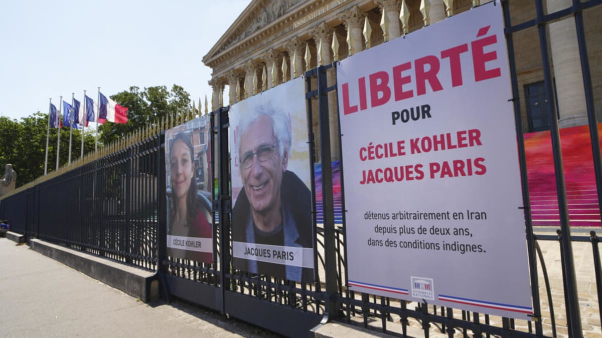 French Couple Free After 3.5 Years in Iranian Prison - Image 2