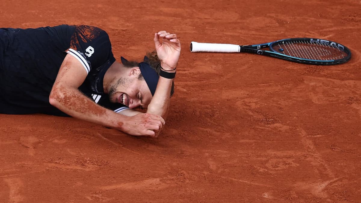 Alexander Zverev celebrates on clay court after winning 2026 French Open championship