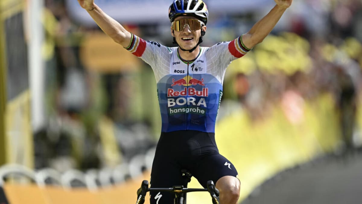 Olympic Champ Evenepoel Beats Leader in Tour Stage Win - Image 2