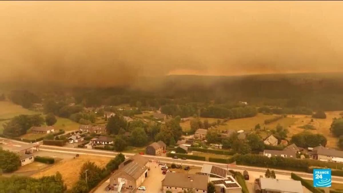 Four Nations Rush Firefighters to Help Belgium Battle Blaze - Image 2