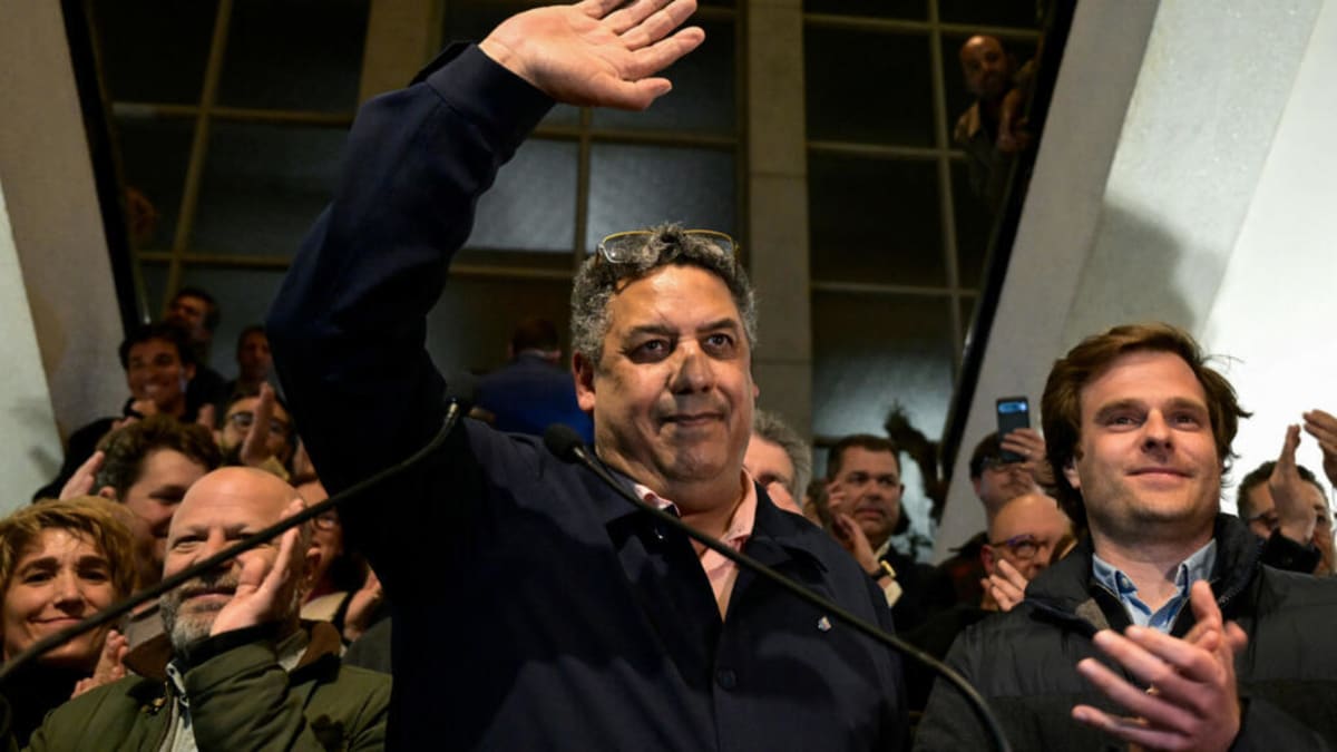 Rugby Legend Serge Blanco Elected Mayor of Biarritz - Image 2