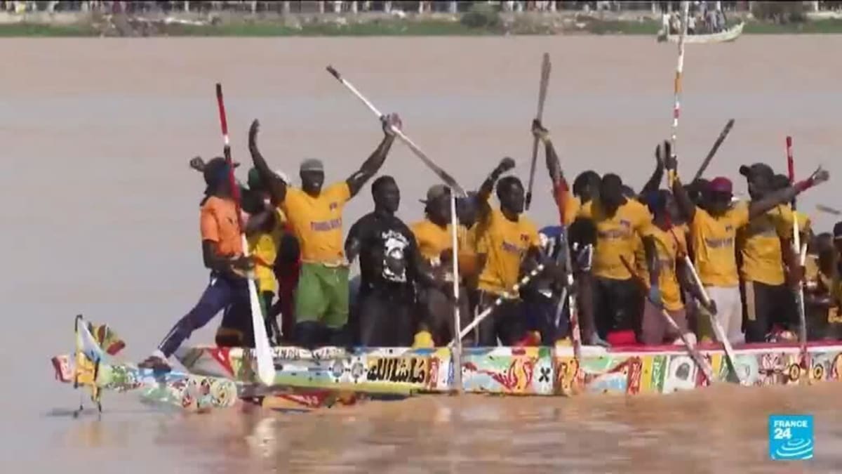 Senegal's 200-Year Pirogue Racing Tradition Draws Thousands - Image 2