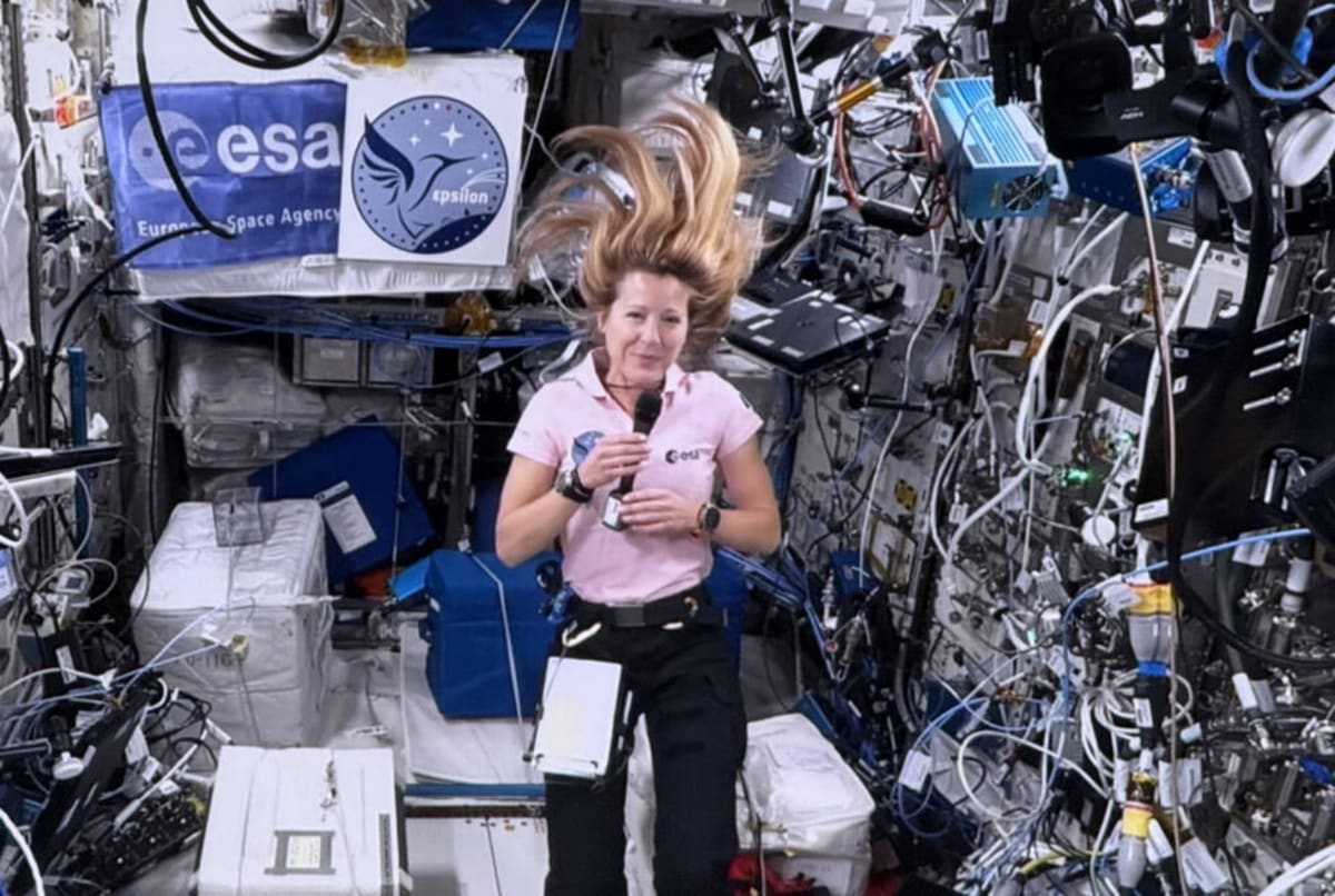 France's Sophie Adenot Makes History on ISS Spacewalk - Image 3