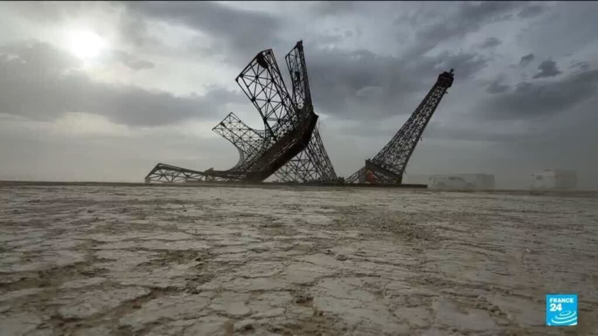 French Artist Ships 26-Ton Eiffel Tower to Burning Man - Image 2