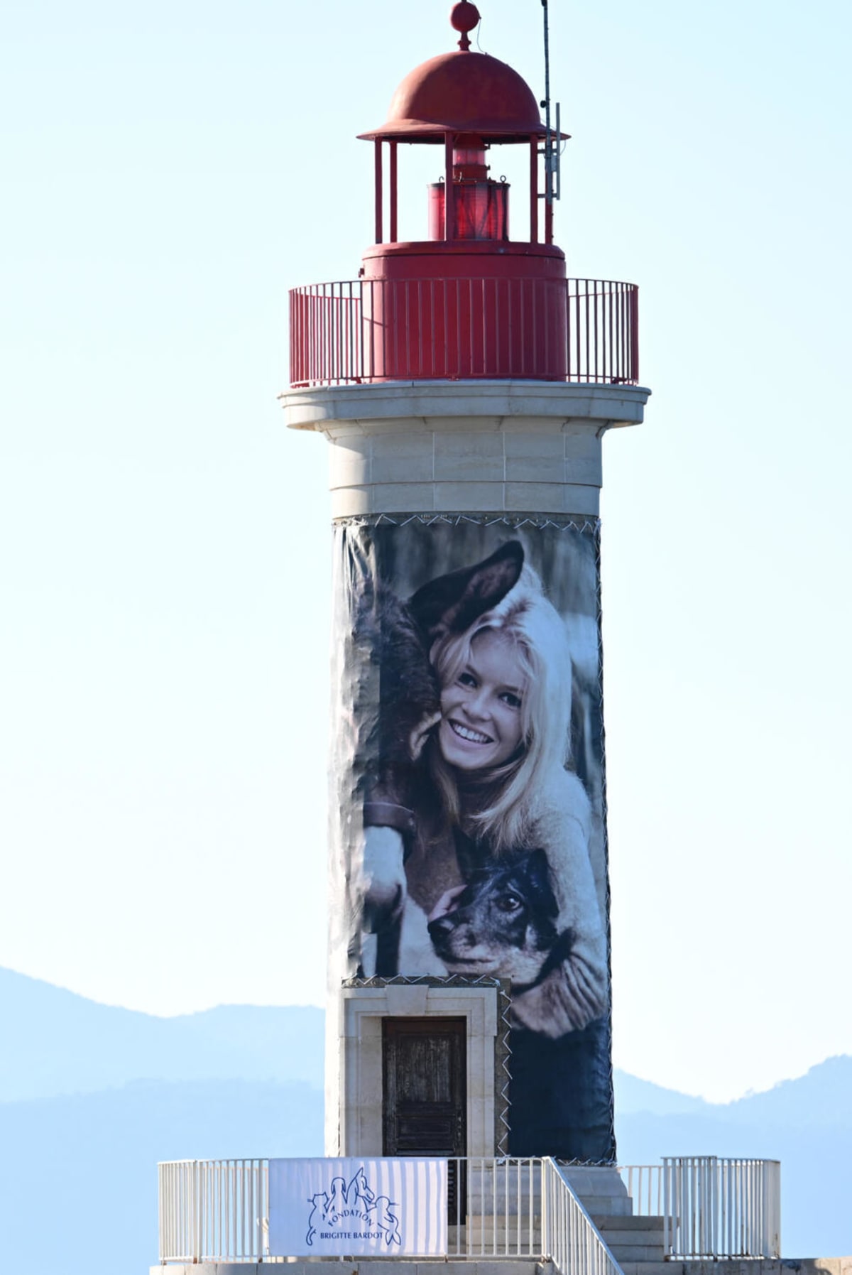 Cannes Names Beach After Bardot, Welcomes Four-Legged Fans - Image 3