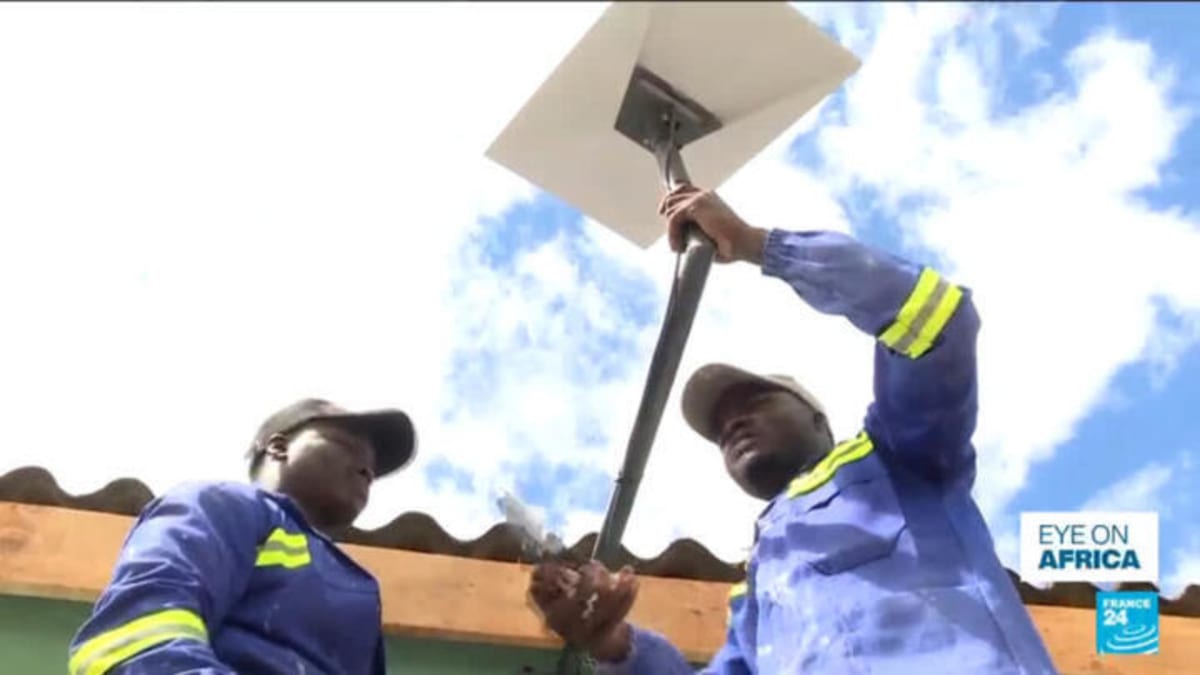 Paris Honors Congolese Art Pioneer Chéri Chérin - Image 3
