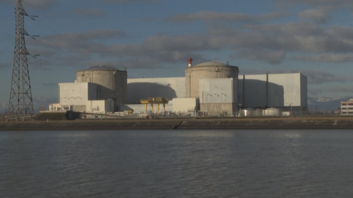 France Begins €1.4B Clean Energy Transition at Old Plant - Image 2