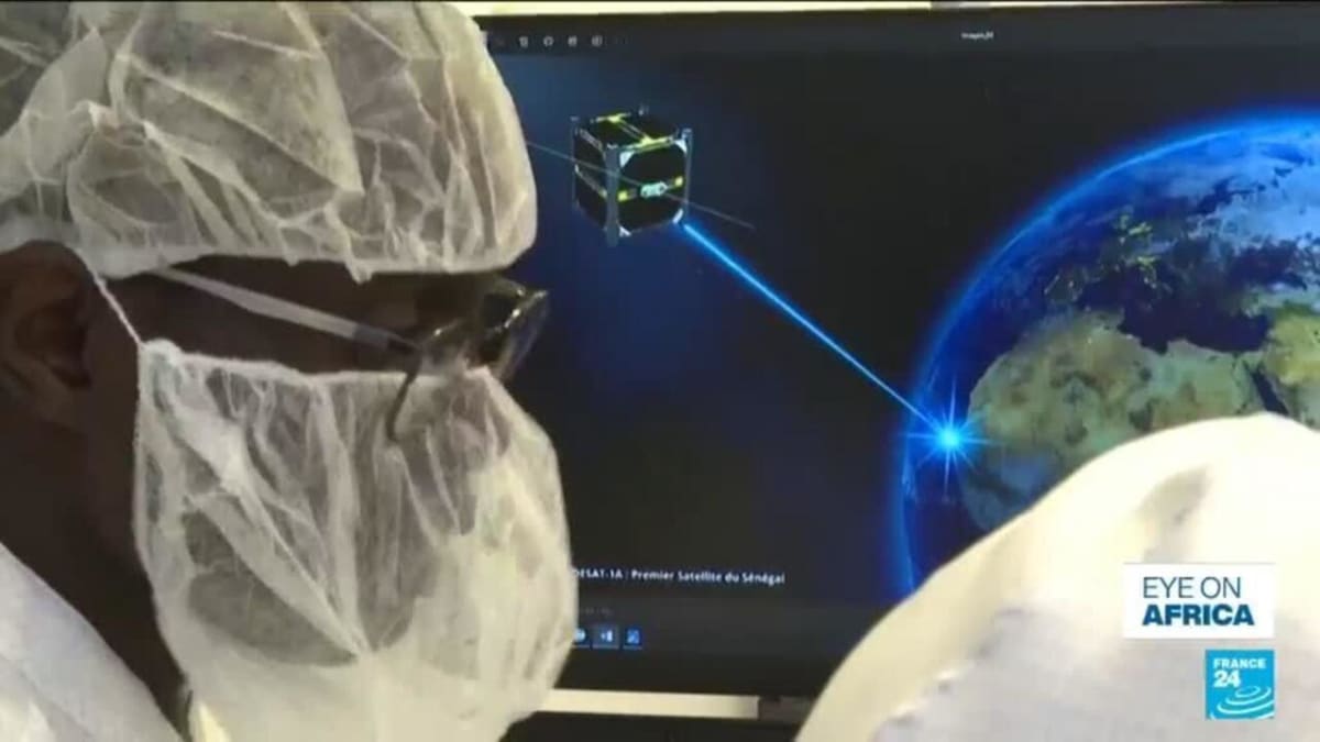Senegal Engineers Train to Build Satellites at Home