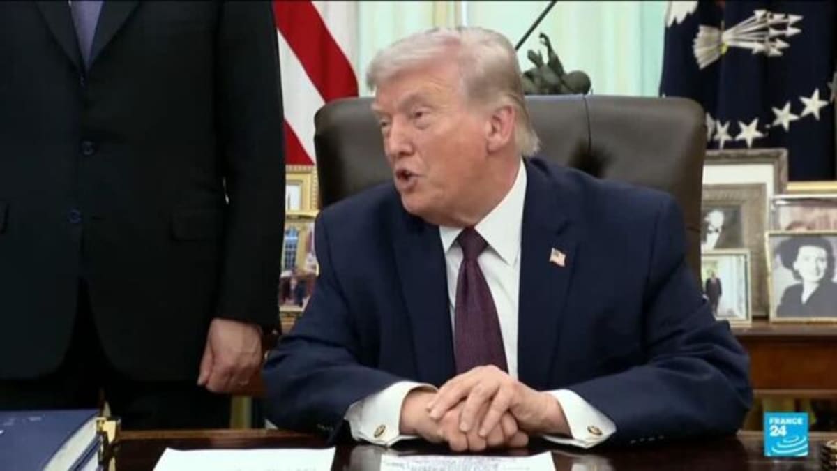 Africa Fashion Exhibition Celebrates Designers in Paris - Image 5