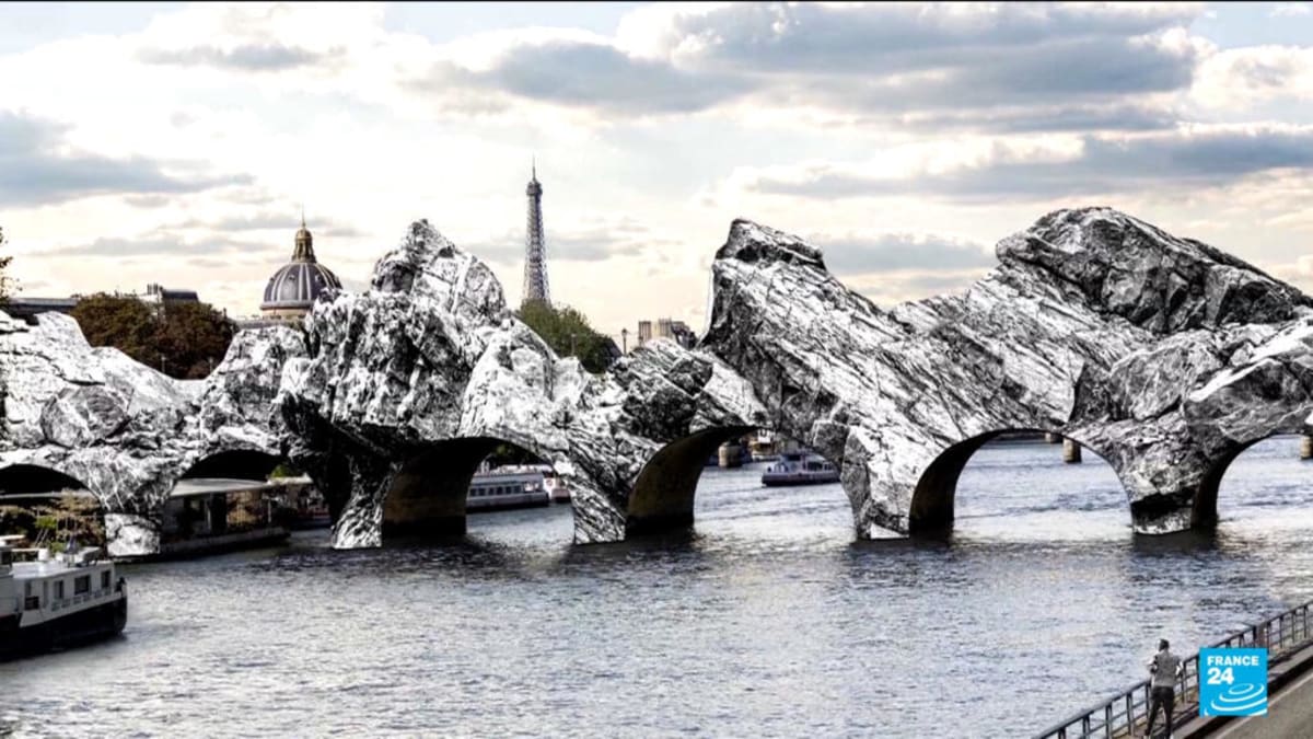 Artist JR Transforms Paris' Pont Neuf Into Immersive Cave - Image 2