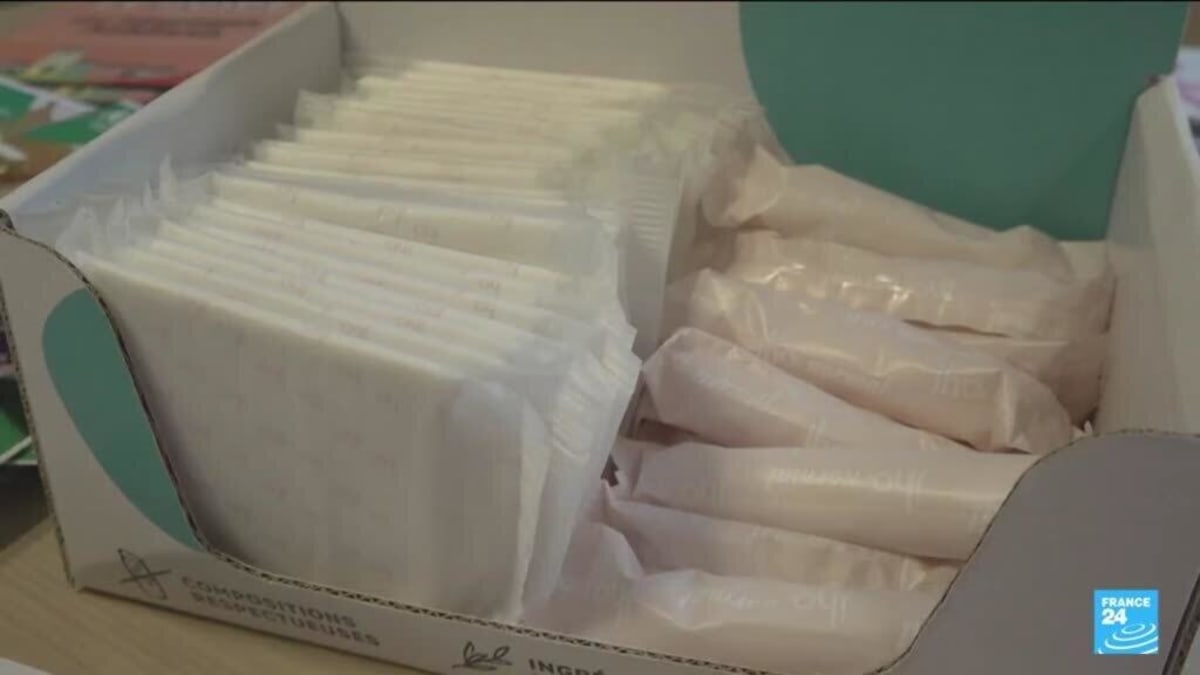 France to Cover Reusable Period Products for Young Women