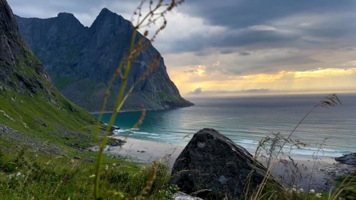 Norway Uses Satellites to Protect Arctic Trails - Image 2