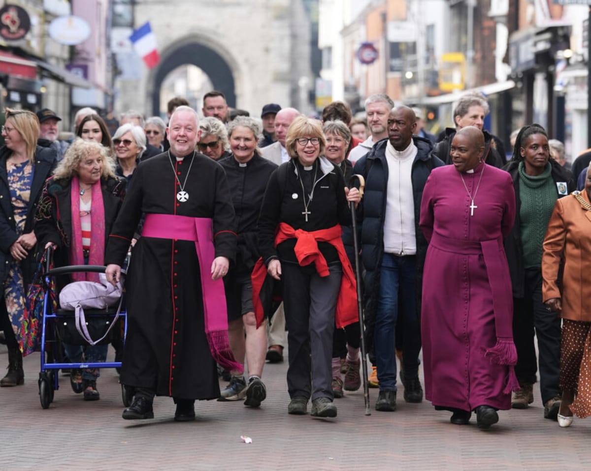 Former Cancer Nurse Becomes First Woman to Lead Church - Image 3