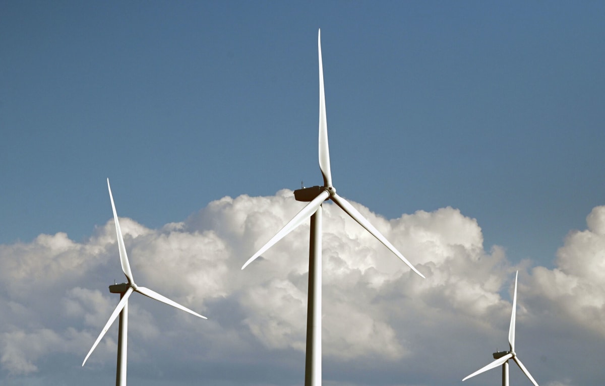 Texas Adds More Clean Energy in 2 Years Than NY in 20