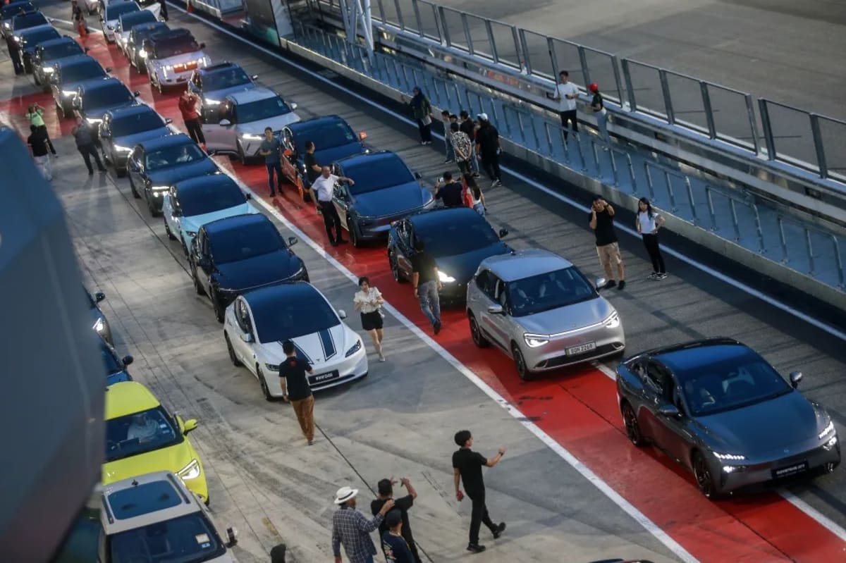 Electric Car Owners Triple at Malaysia's Sepang Track Day - Image 2