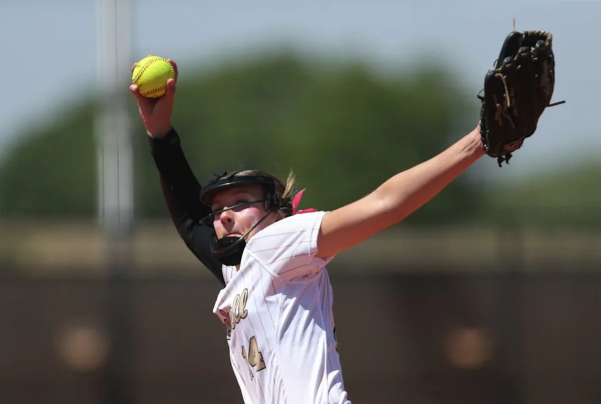 Sundown Softball Returns to State Championship - Image 5
