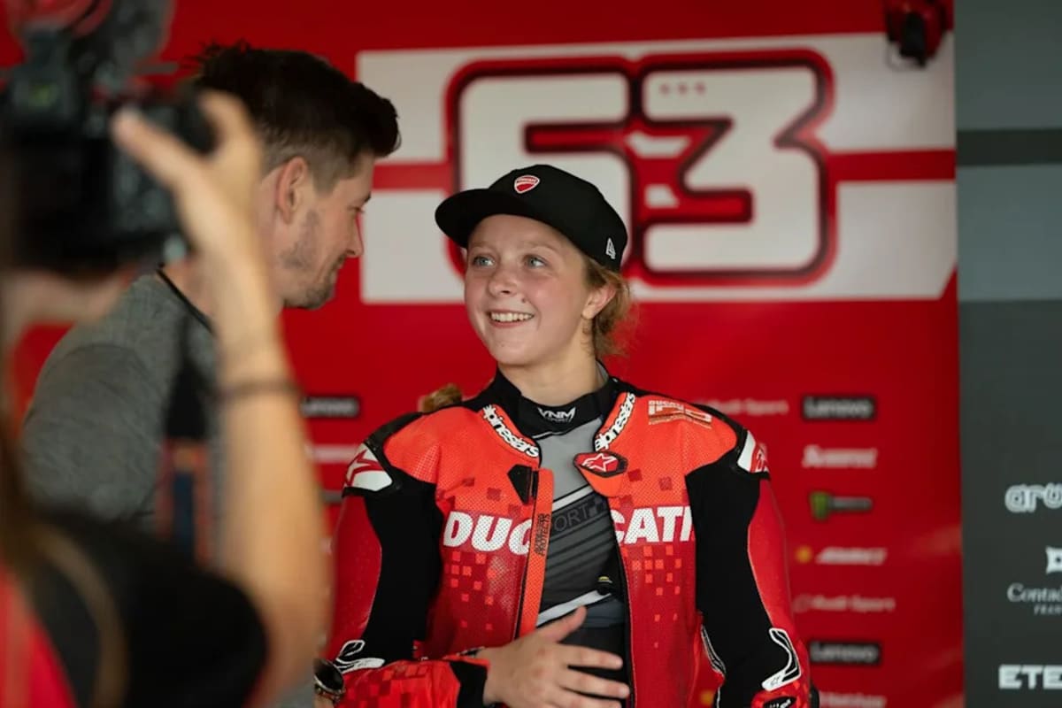 Kayla Yaakov First Woman to Ride Ducati MotoGP Bike - Image 3