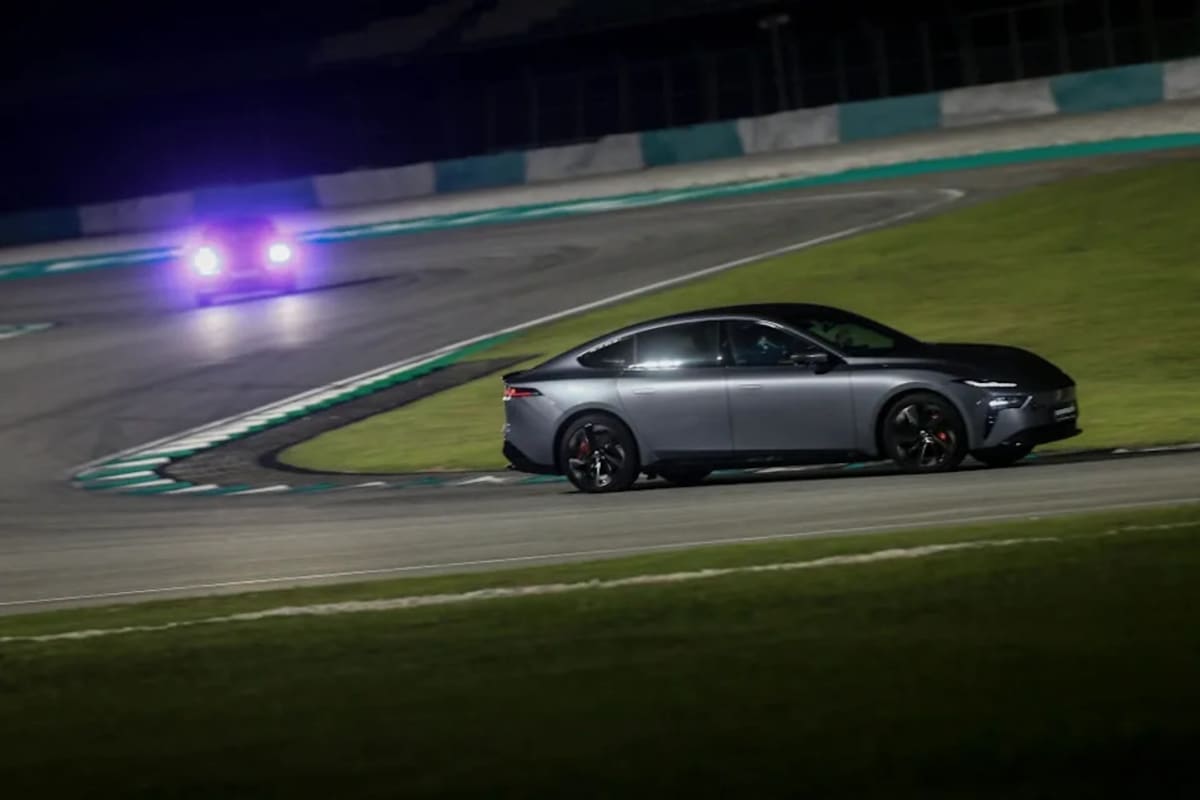 Electric Car Owners Triple at Malaysia's Sepang Track Day - Image 3