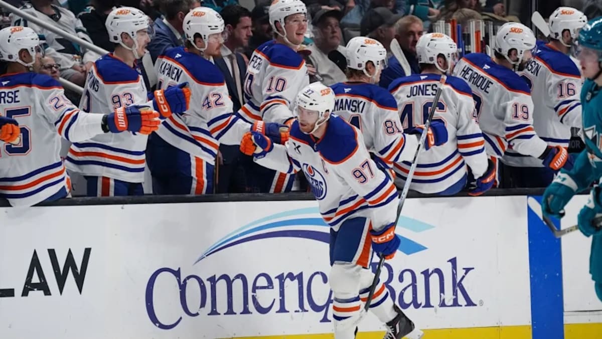 McDavid's 5-Point Night Lifts Oilers Into First Place - Image 3