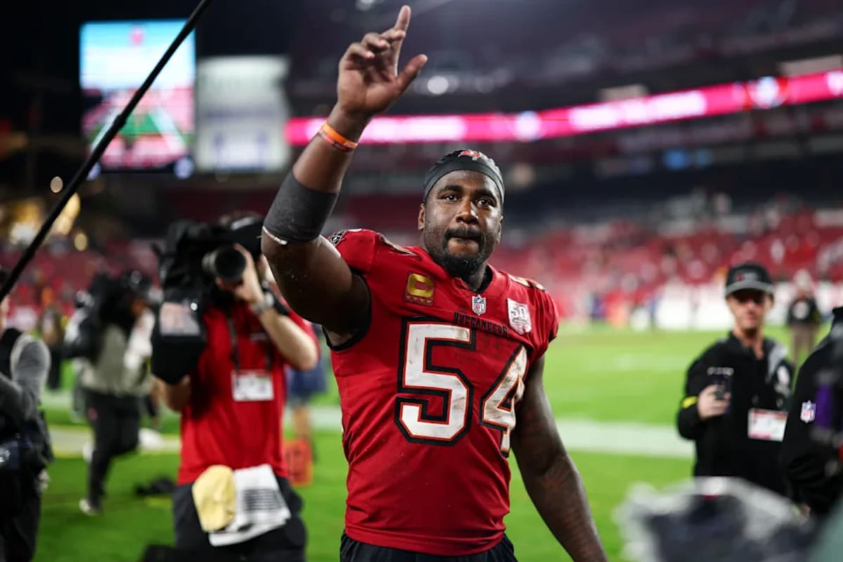 Lavonte David Retires After 14 Seasons With Buccaneers - Image 4