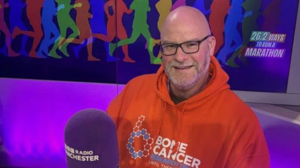 Dad Aims for Marathon World Record on Crutches After Cancer - Image 5