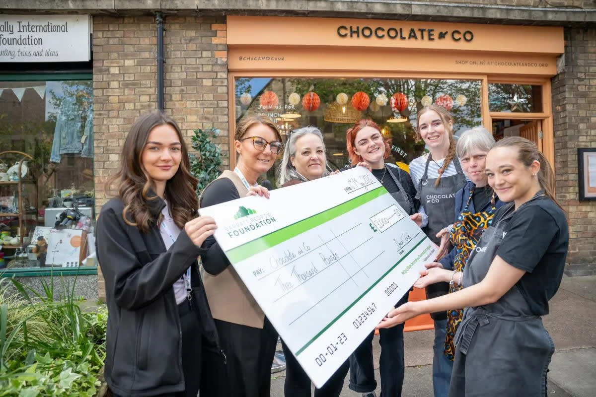 York Café Helping Homeless Gets £3,000 from Housebuilder - Image 2