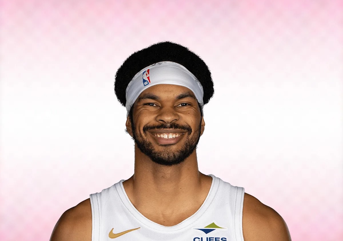 Cleveland Cavaliers center Jarrett Allen practicing on basketball court before playoffs