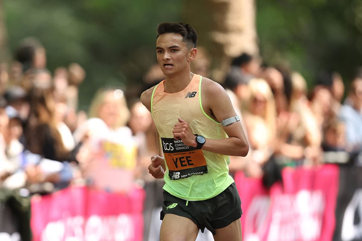 Olympic triathlon champion Alex Yee running in athletic gear during marathon competition