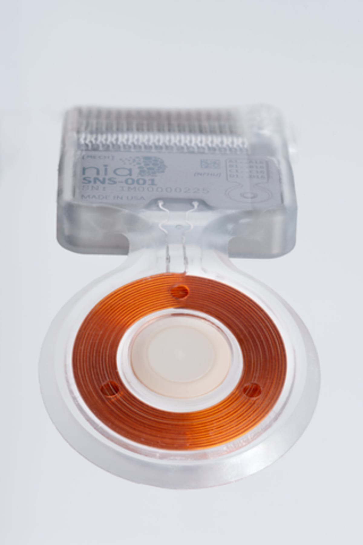 FDA Fast-Tracks AI Brain Implant for Memory Loss