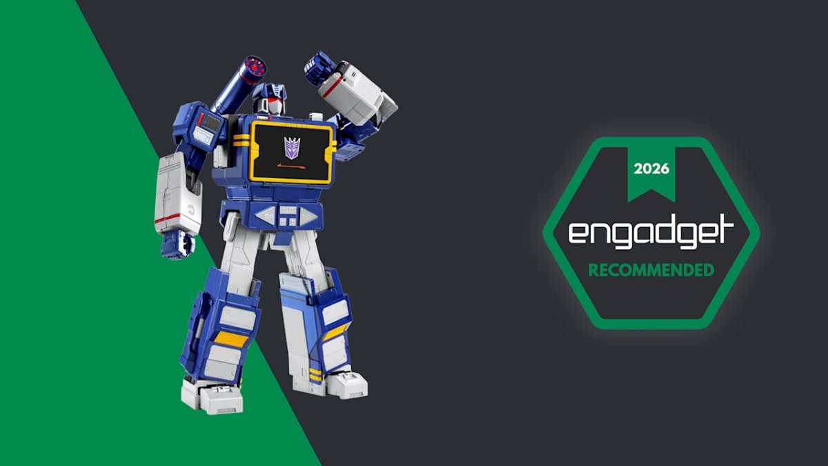 Robot Toy Transforms Itself, Fulfills 40-Year Dream - Image 4