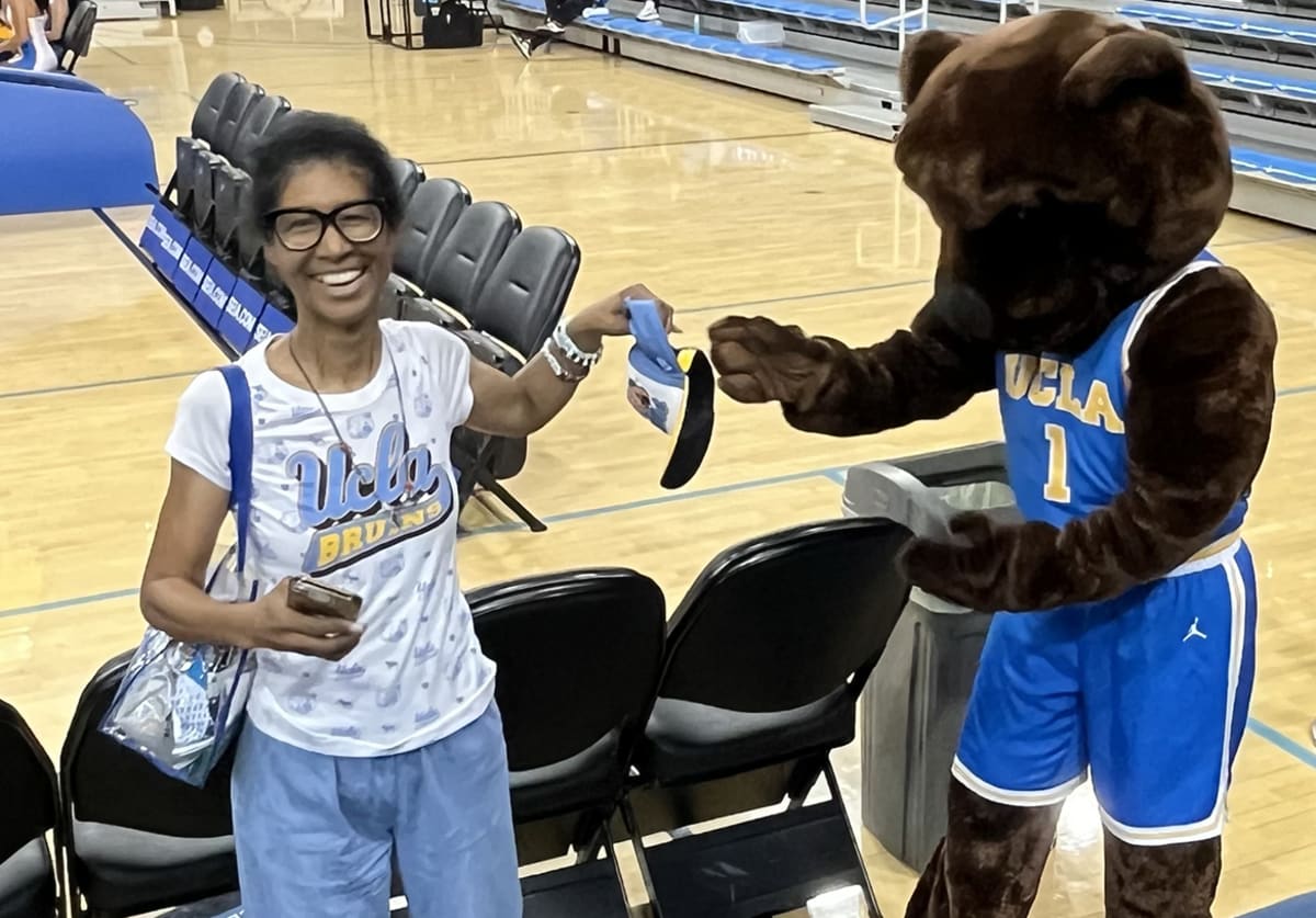UCLA Women's Basketball Reaches First NCAA Championship - Image 3