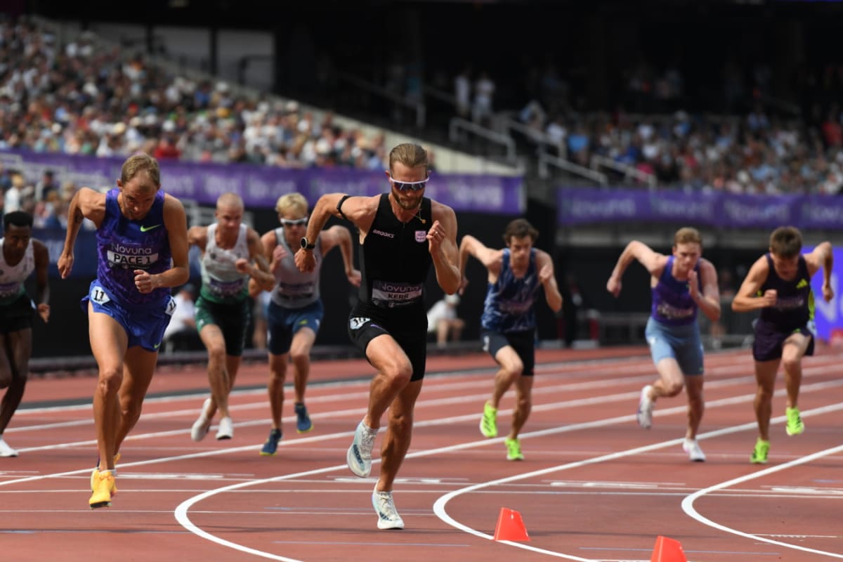 Runner Breaks 27-Year Mile Record in Custom Brooks Spike - Image 2