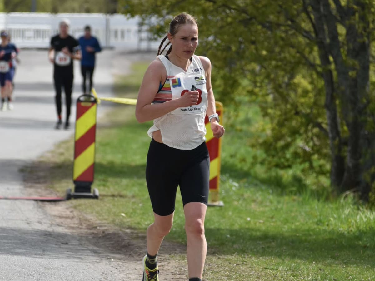 New Mom Shatters Women's 6-Hour Running World Record - Image 2