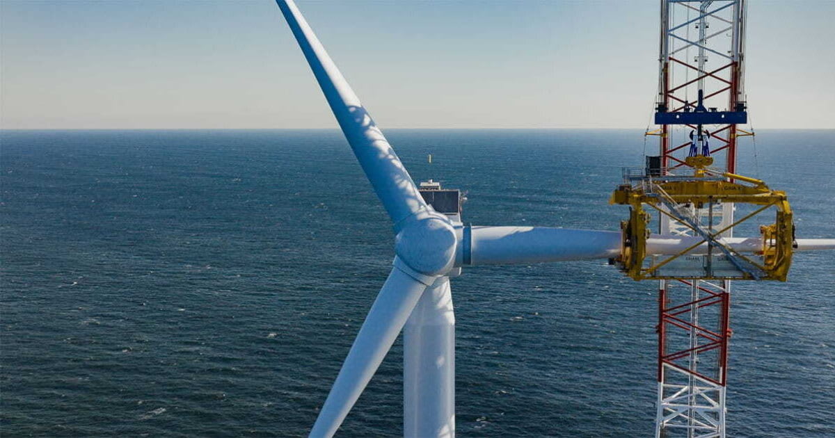 America's First Offshore Wind Farm Powers 70,000 Homes
